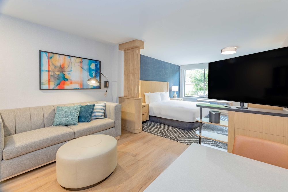 Hyatt House Portland Airport 30/50