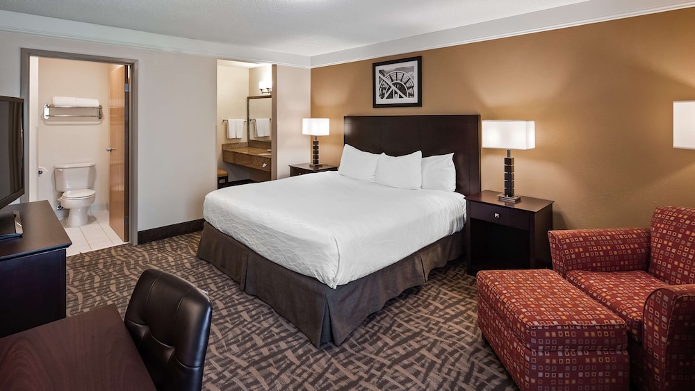 Best Western Plus Peoria 7/28