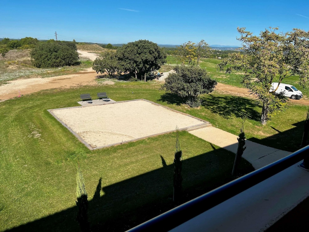 ibis Styles Cabries Aix-en-Provence TGV 42/50