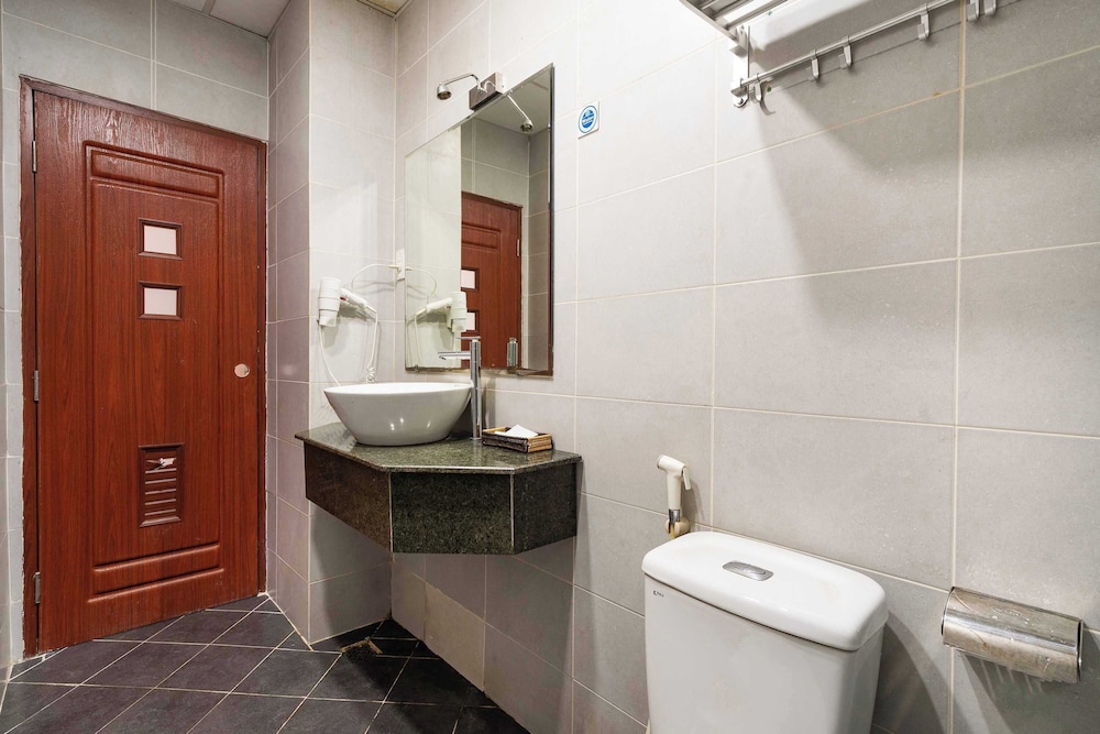 Collection O Hoa Trang An Hotel - Near Airport 38/43