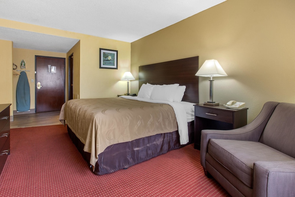 Quality Inn Williamston NC 11/27