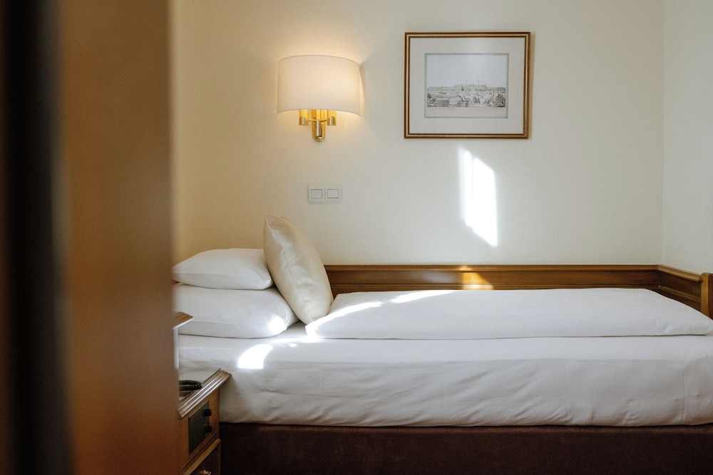 STANDARD, SINGLE, SINGLE BED