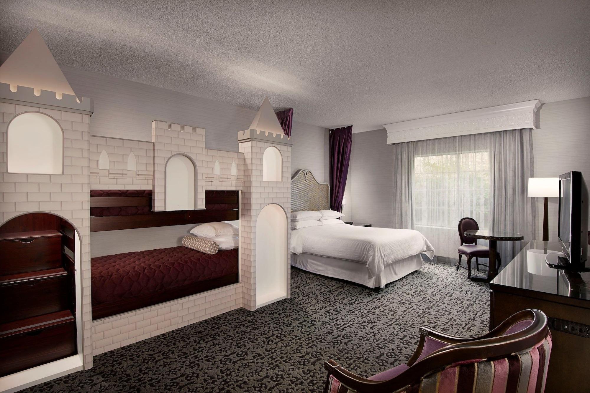 Castle, Bunk Bed, Queen Bed