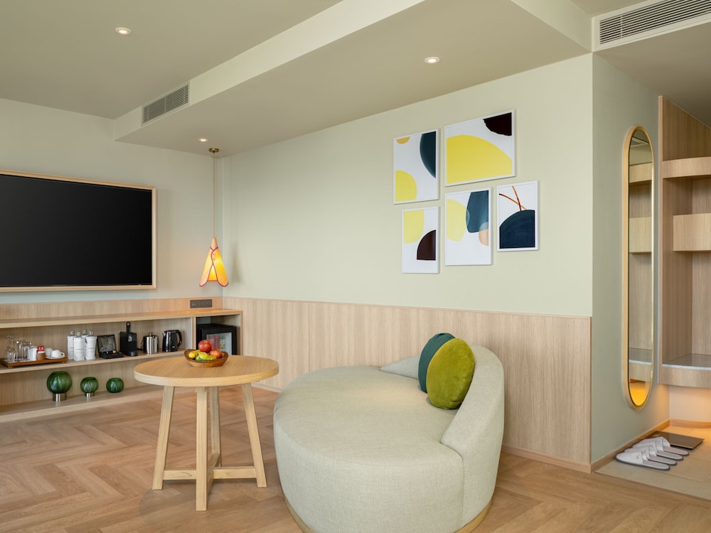 Mercure Rayong Lomtalay Villas and Resort 26/46