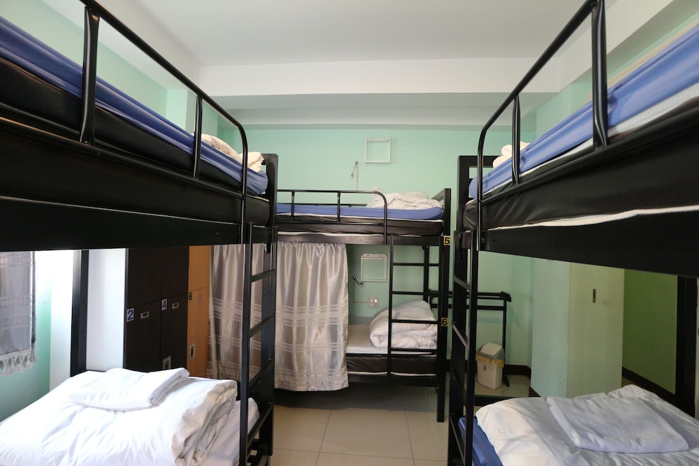 Mahannop Hostel 6/18