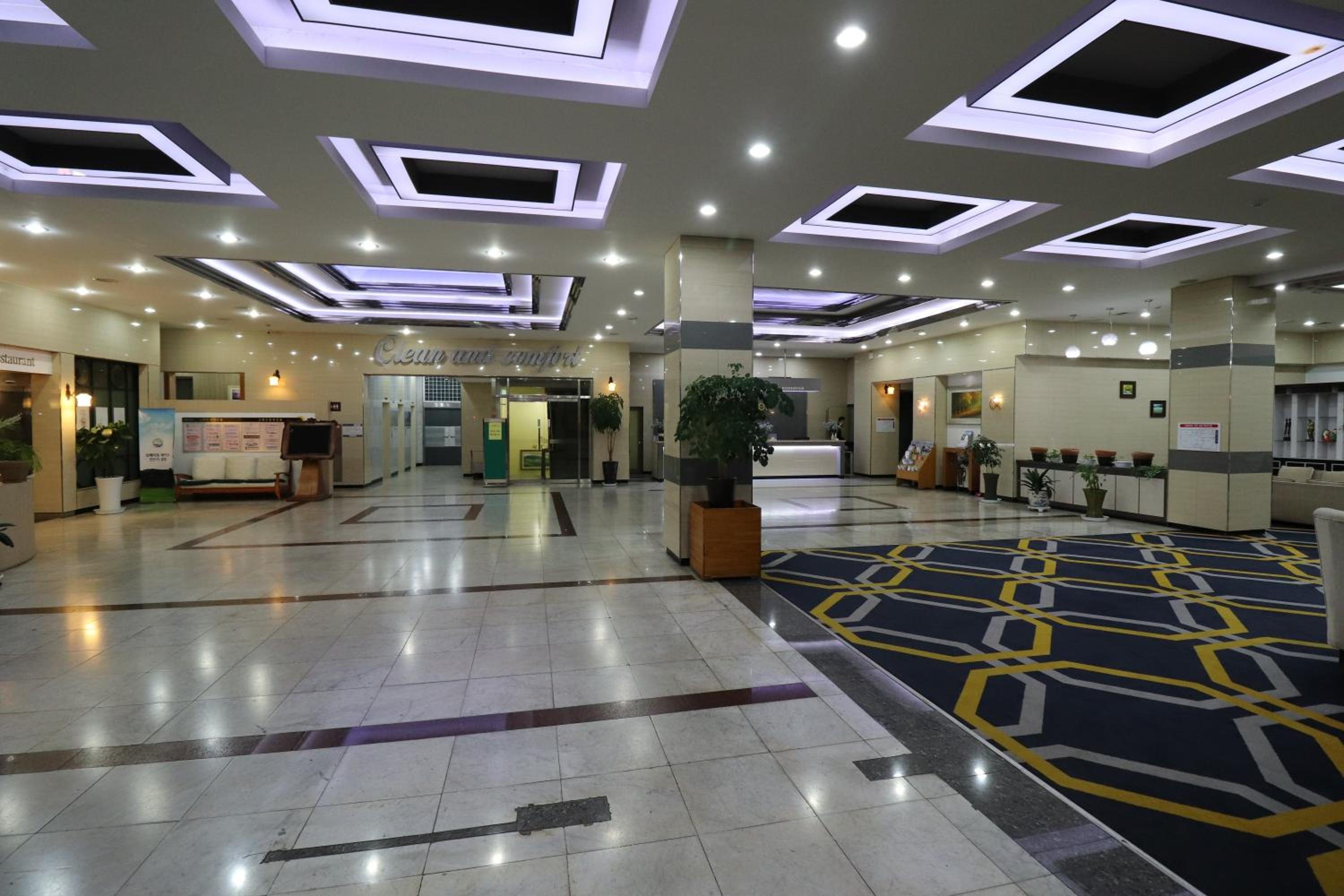 Chungju Grand Hotel 36/36