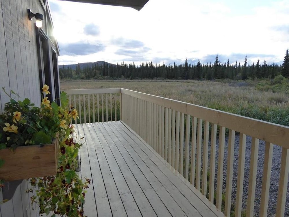 Denali Park Hotel 2/35