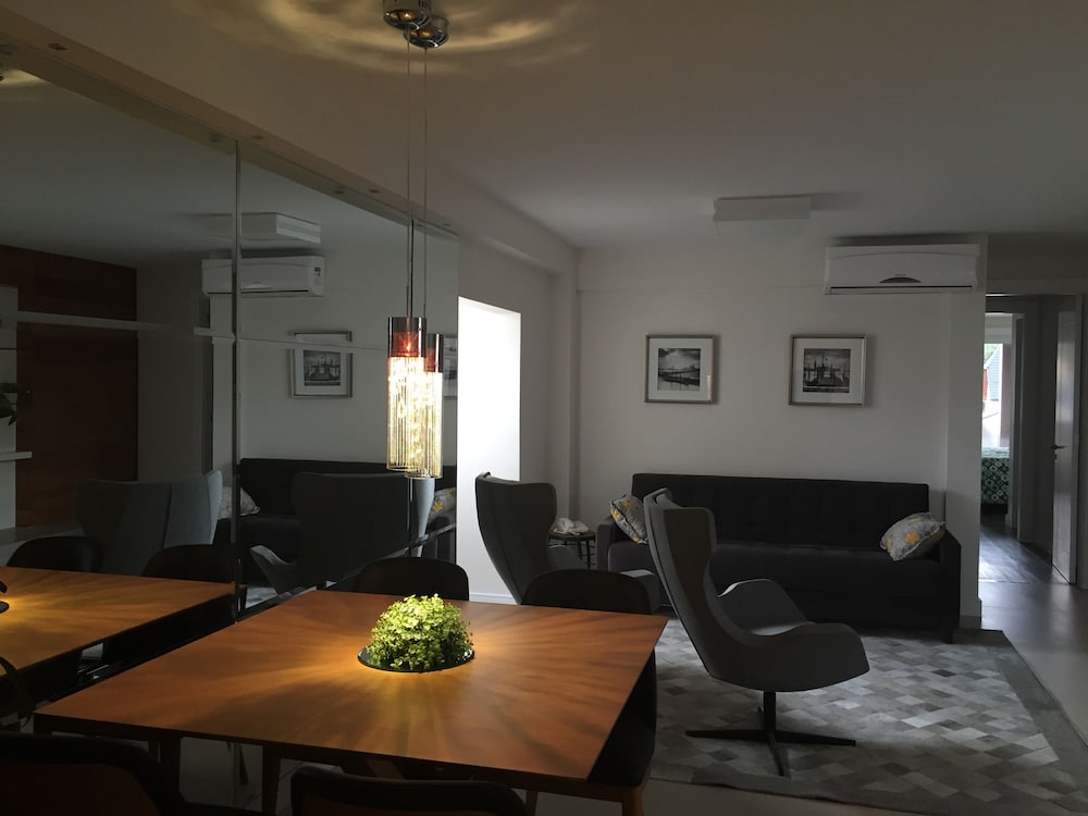 Cercano Hotel 41/72