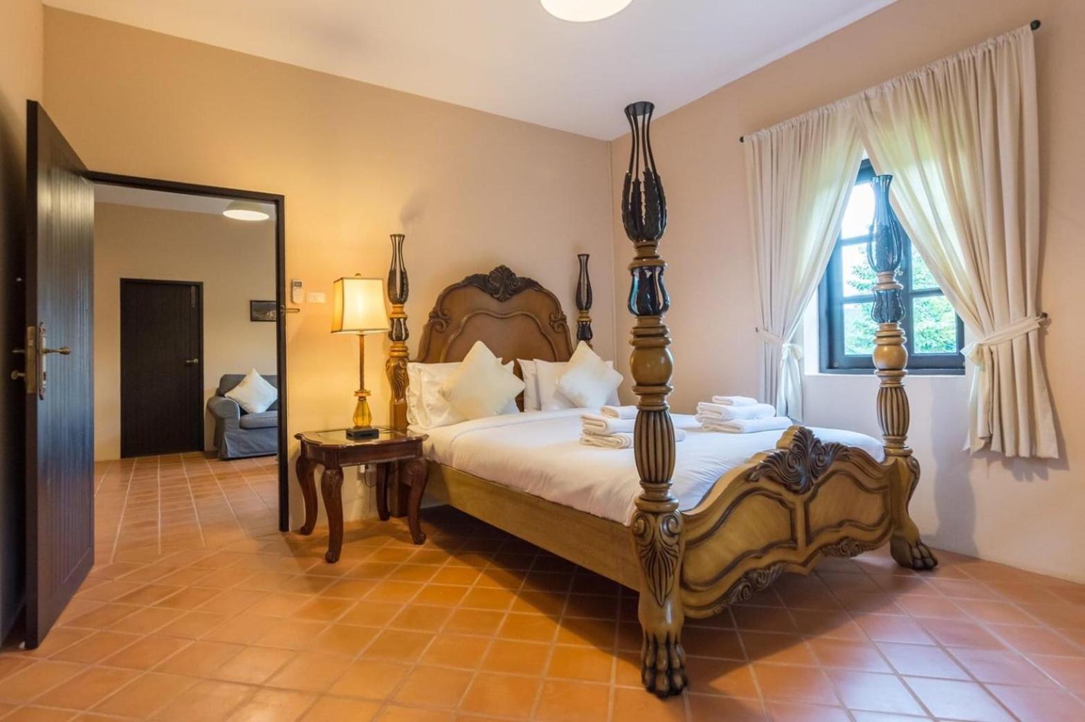 Villa Malinee Khao Yai 5/100