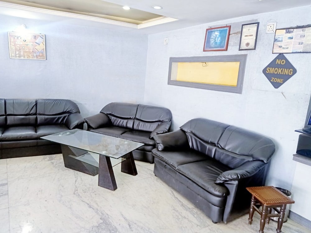 Hotel Rajdhani Plaza 30/43