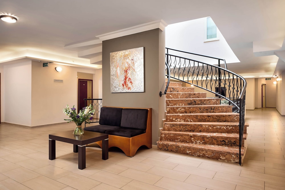 Kaila City Hotel 41/62