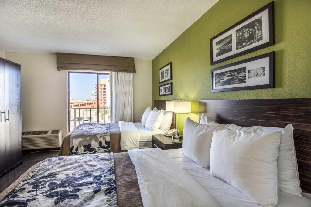 Upgrade, Efficiency, 2 Double Beds