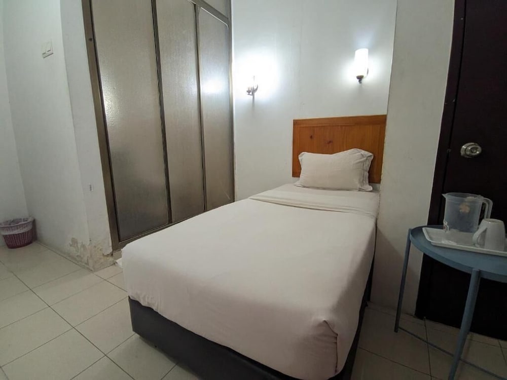 OYO 502 Midah Inn Puchong 29/37