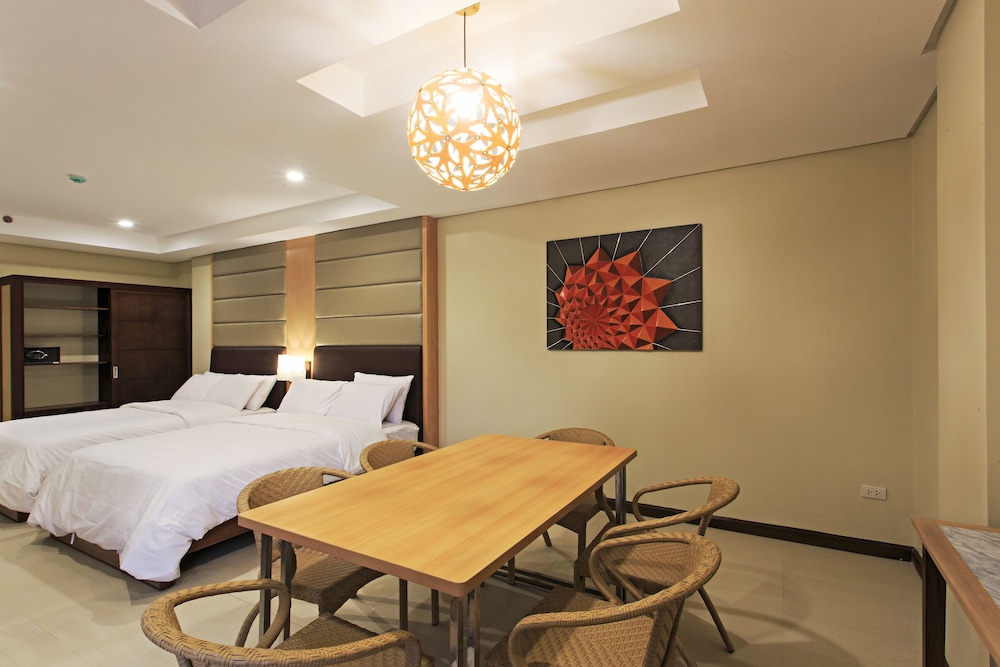 Cebu Westown Lagoon - South Wing 47/57