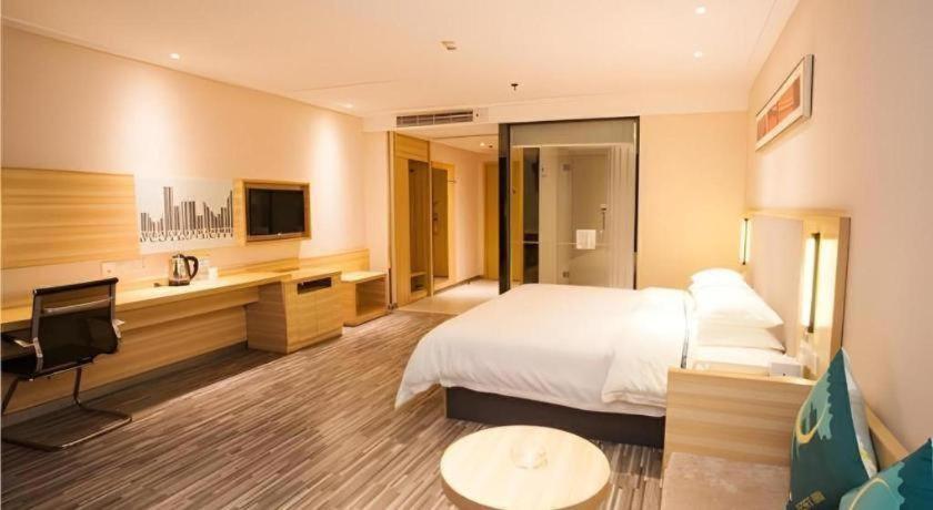 City Comfort Inn(Zhanjiang Haibin Park) 25/50