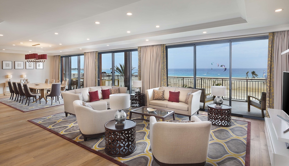 HILTON CABO VERDE SAL RESORT 67/81