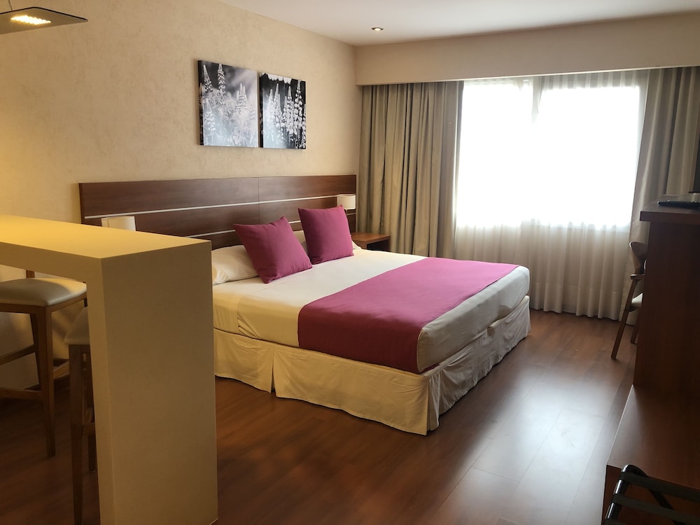 Quorum Hotel And Spa Cordoba 9/30
