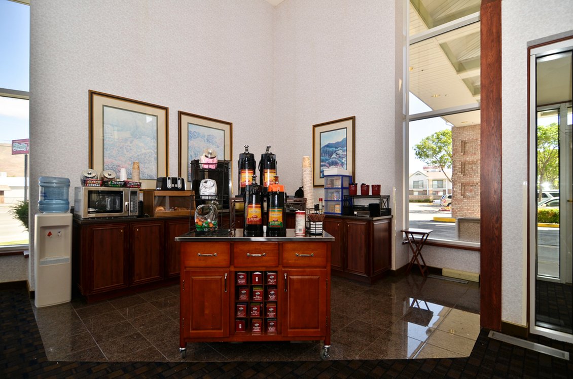 Best Western Plus Gold Country Inn 34/49