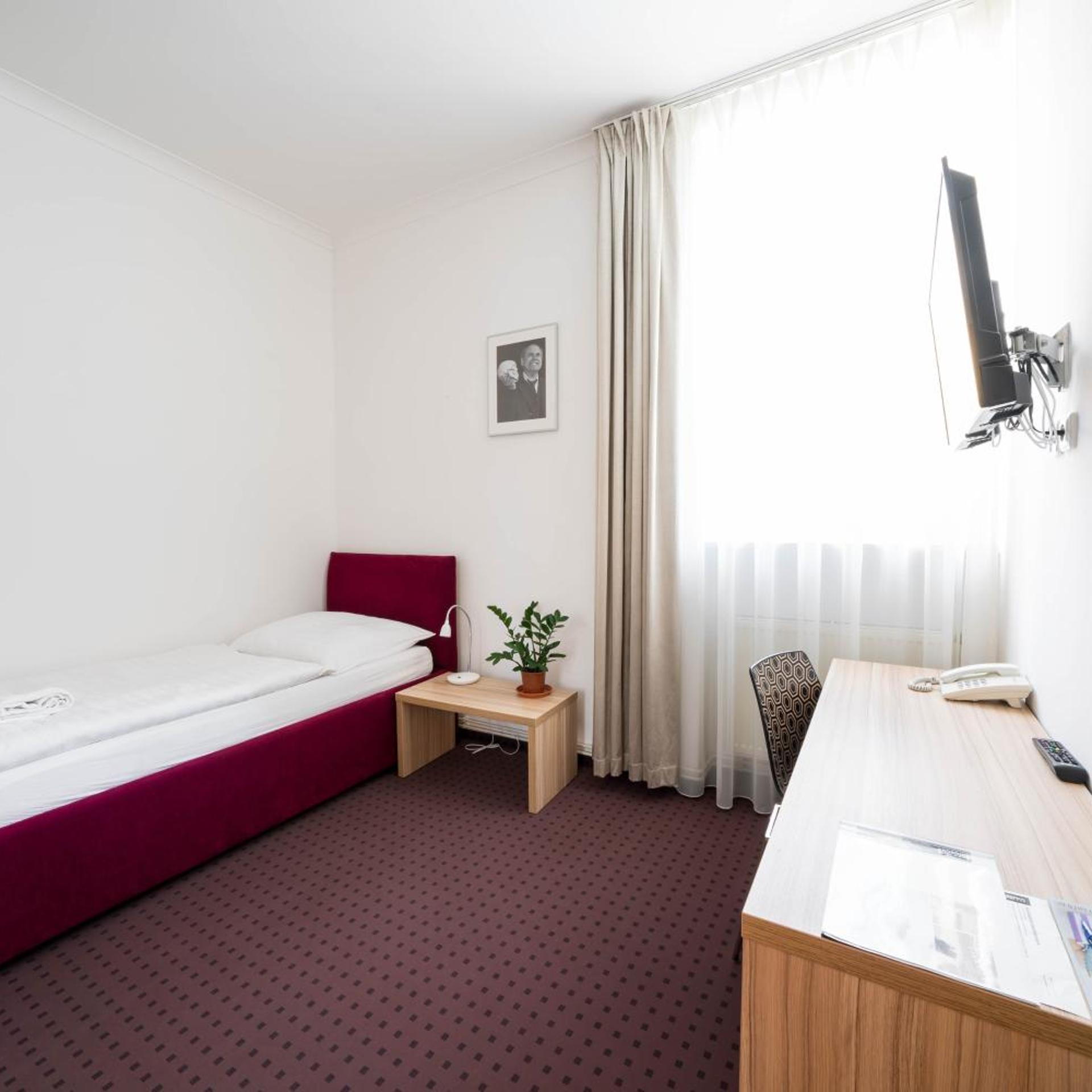 Akord Hotel 33/71