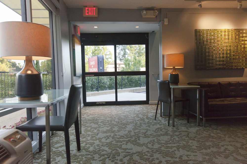 Inns Of Virginia - Arlington 33/36