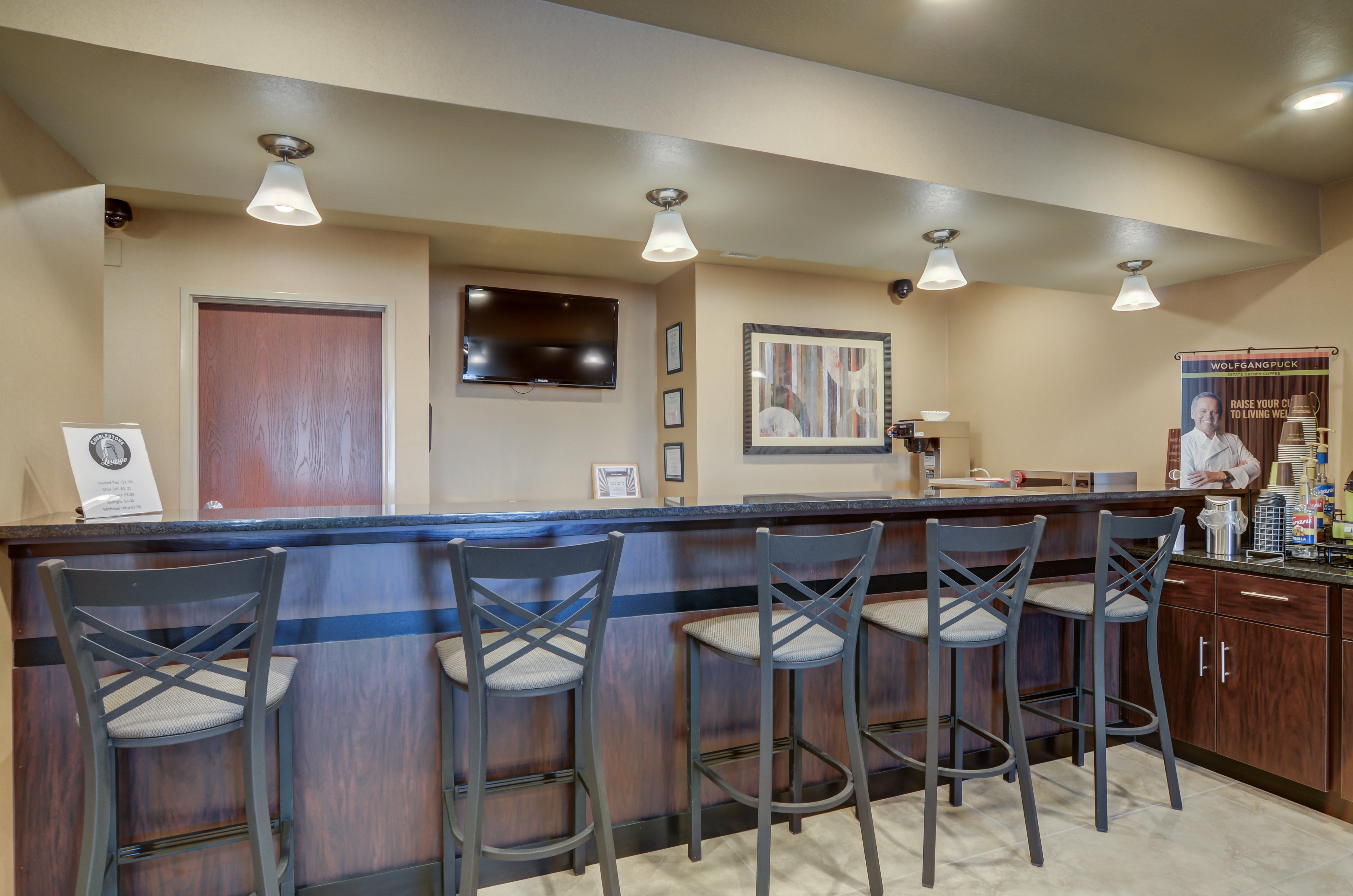 Cobblestone Inn Suites Kersey Co 40/52