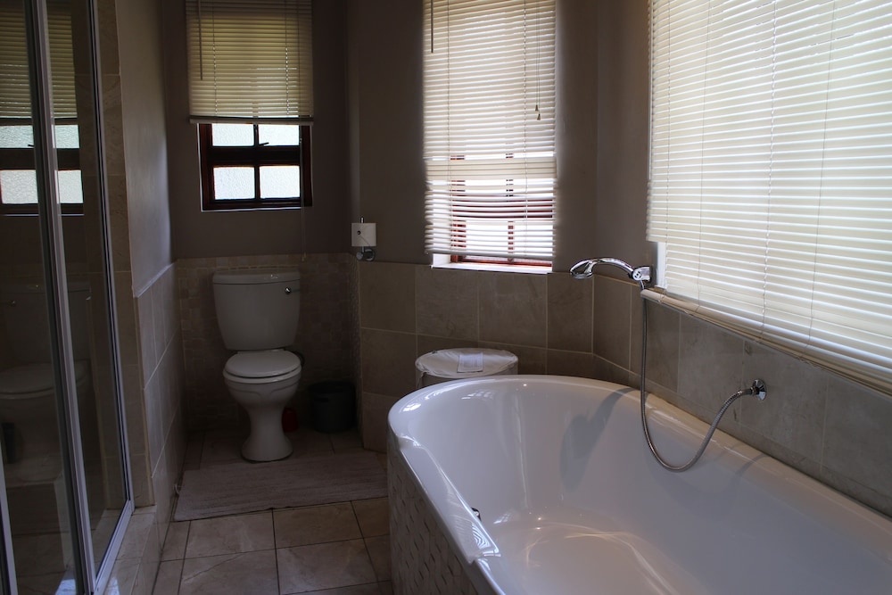 Cu Boutique Guest House 49/50