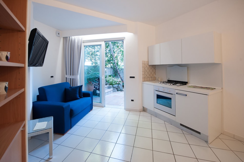 Villa Marinella 32/56
