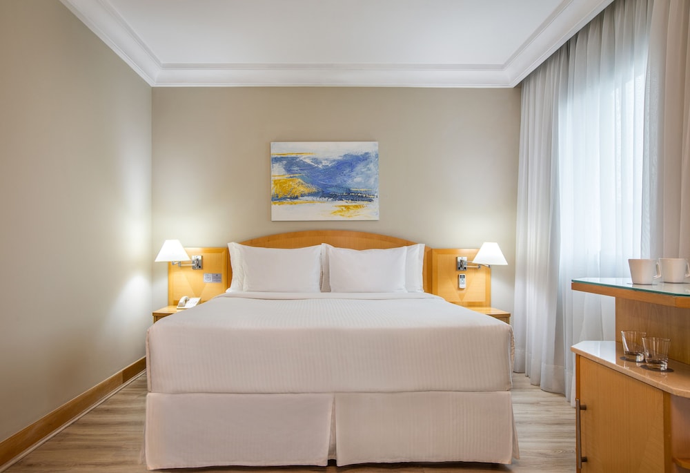 Innside, Triple, 1 Queen and 1 Single Bed, Queen Bed