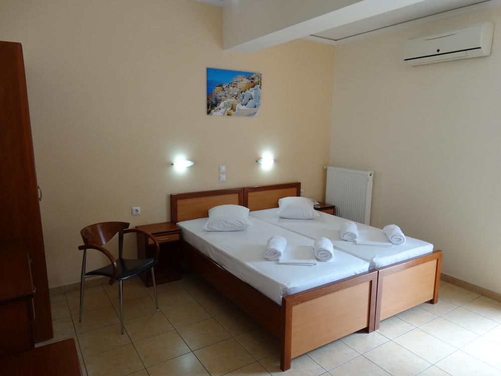 Faros 1 Hotel 20/67