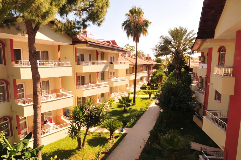 Sirma Hotel 2/50