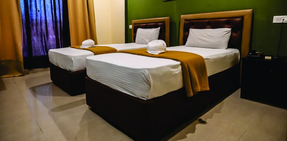Seasons Hotels & Resorts 16/50