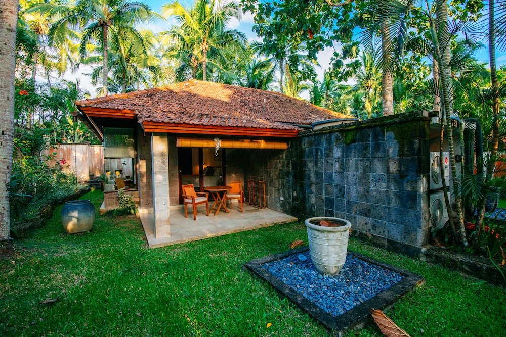 The Farm At San Benito in LIPA
