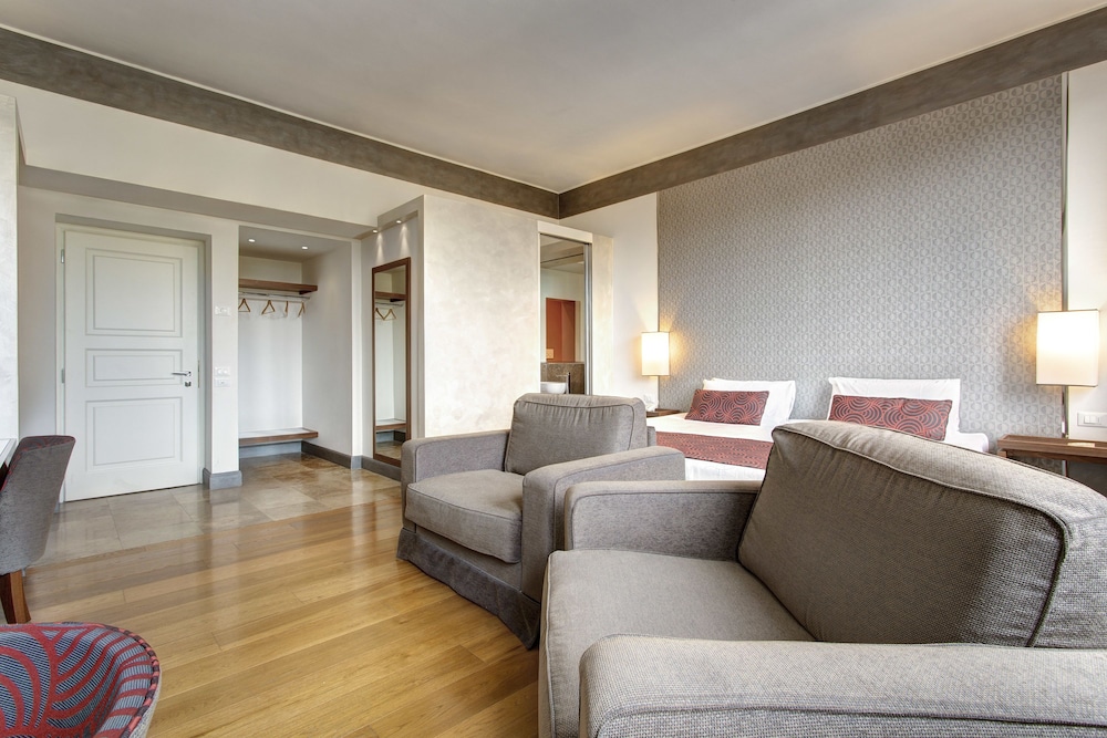 Hotel Orto Dei Medici 40/51