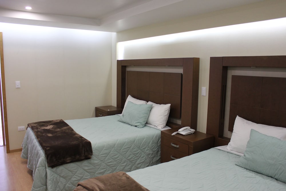 Suites Victoria Hotel 8/44
