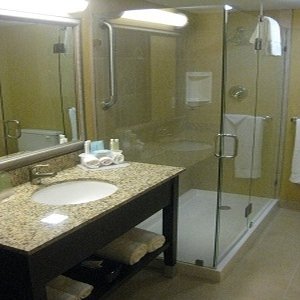 Holiday Inn Express Hotel Suites Ft Lauderdale N Exec Airport 75/76