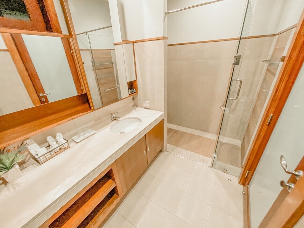 Royal Sammuk villas 50/50