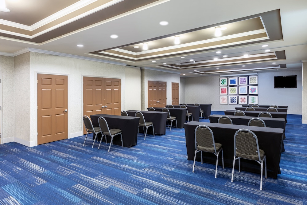 Holiday Inn Express & Suites Houston Space Ctr - Clear Lake 35/50