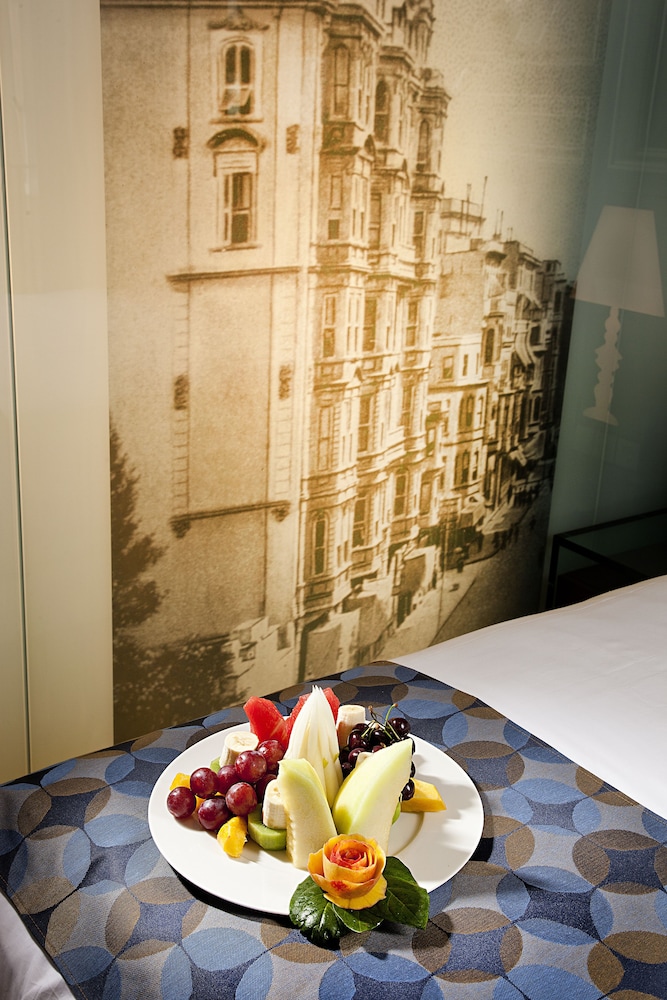 La Villa Hotel 30/41