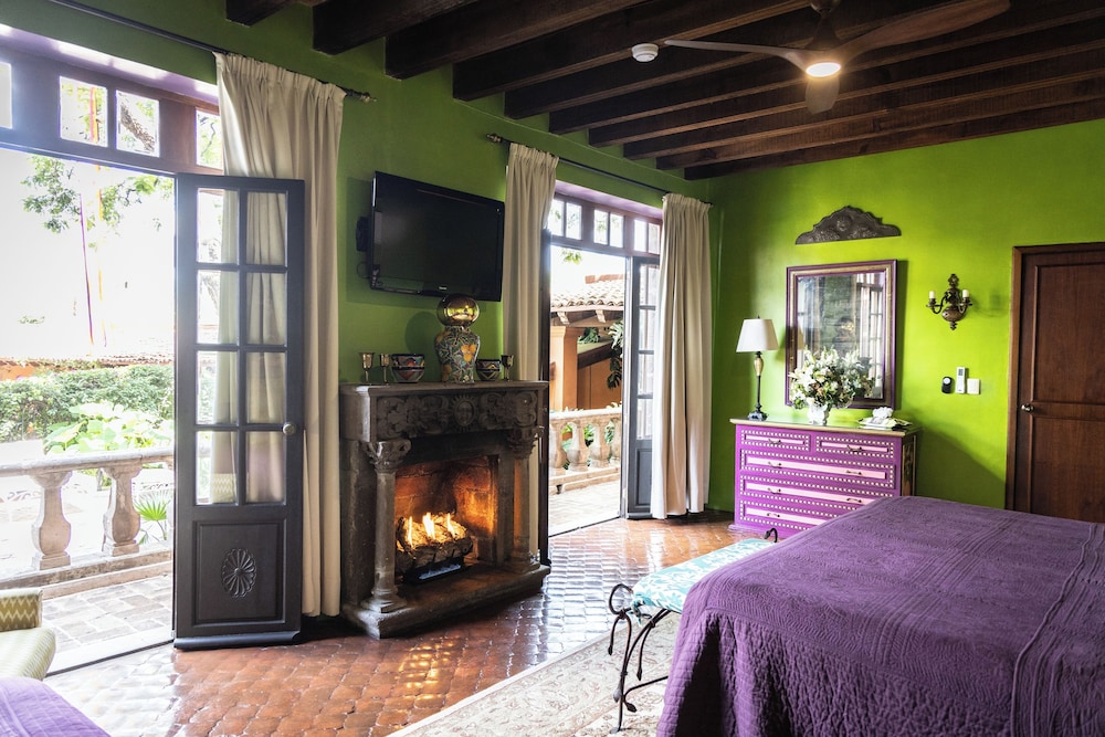 Casa Schuck Bed and Breakfast 24/50