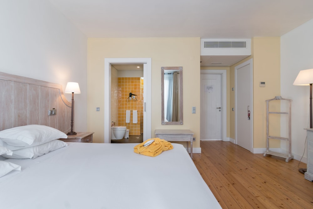 Room, Single, Double Bed