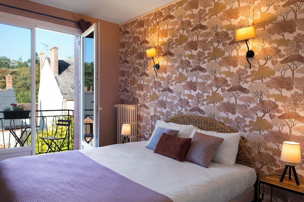غرفة سوبيريور بسرير كوين، HOTEL LE SAINT CYR 8/10