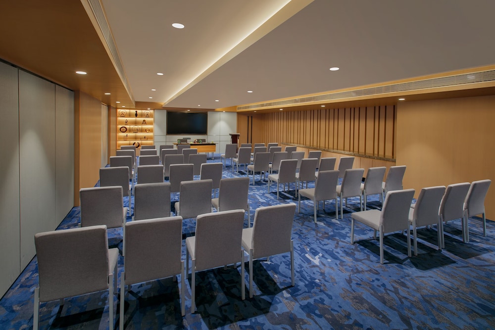 Novotel Ahmedabad 59/71