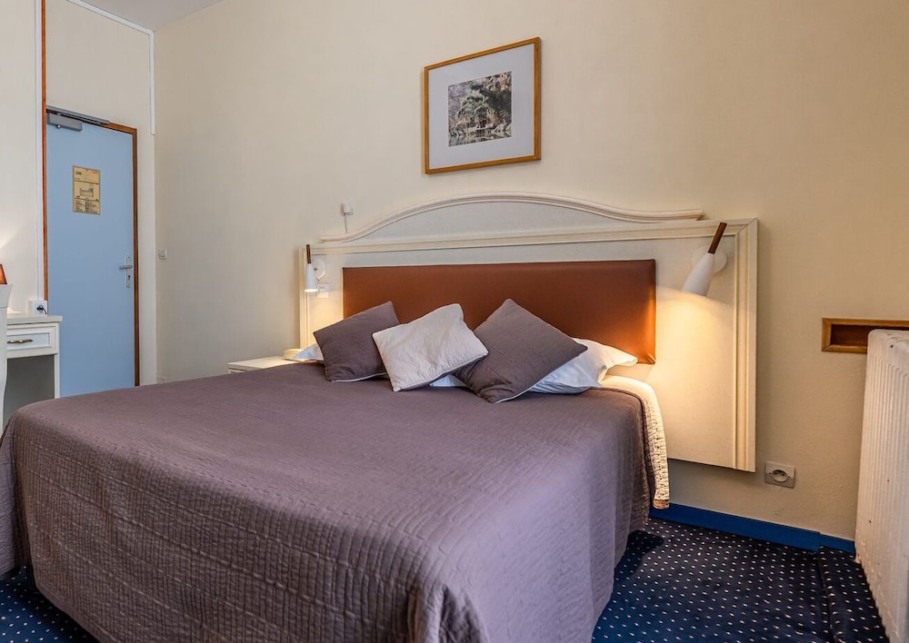 Hotel Central Montargis 13/50