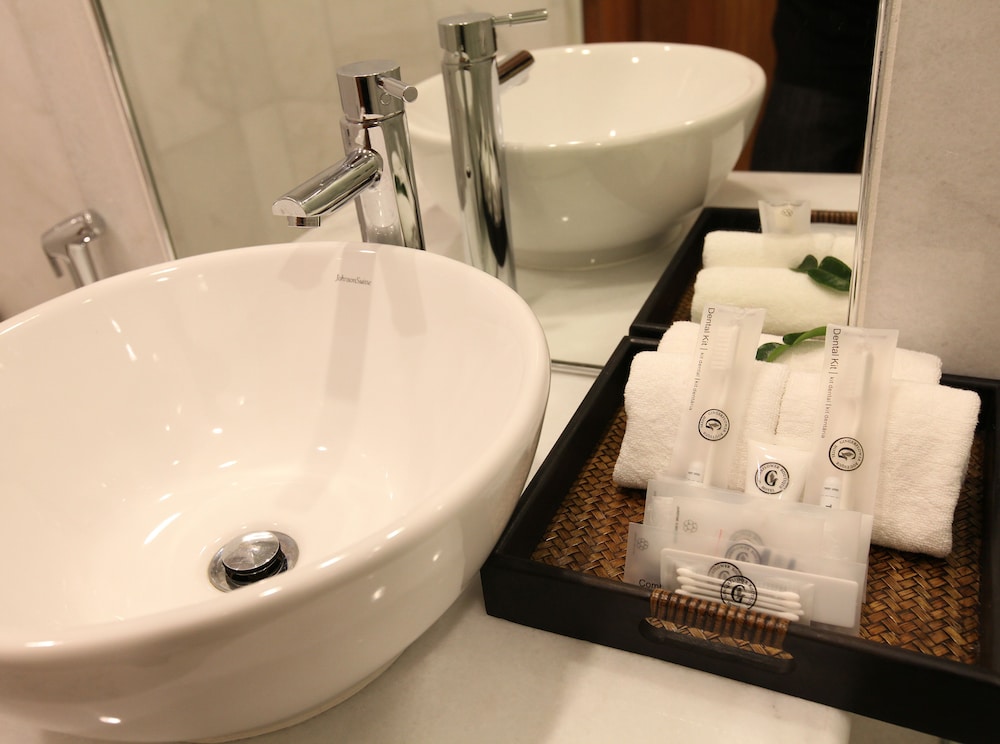 Gingerflower Boutique Hotel 48/50