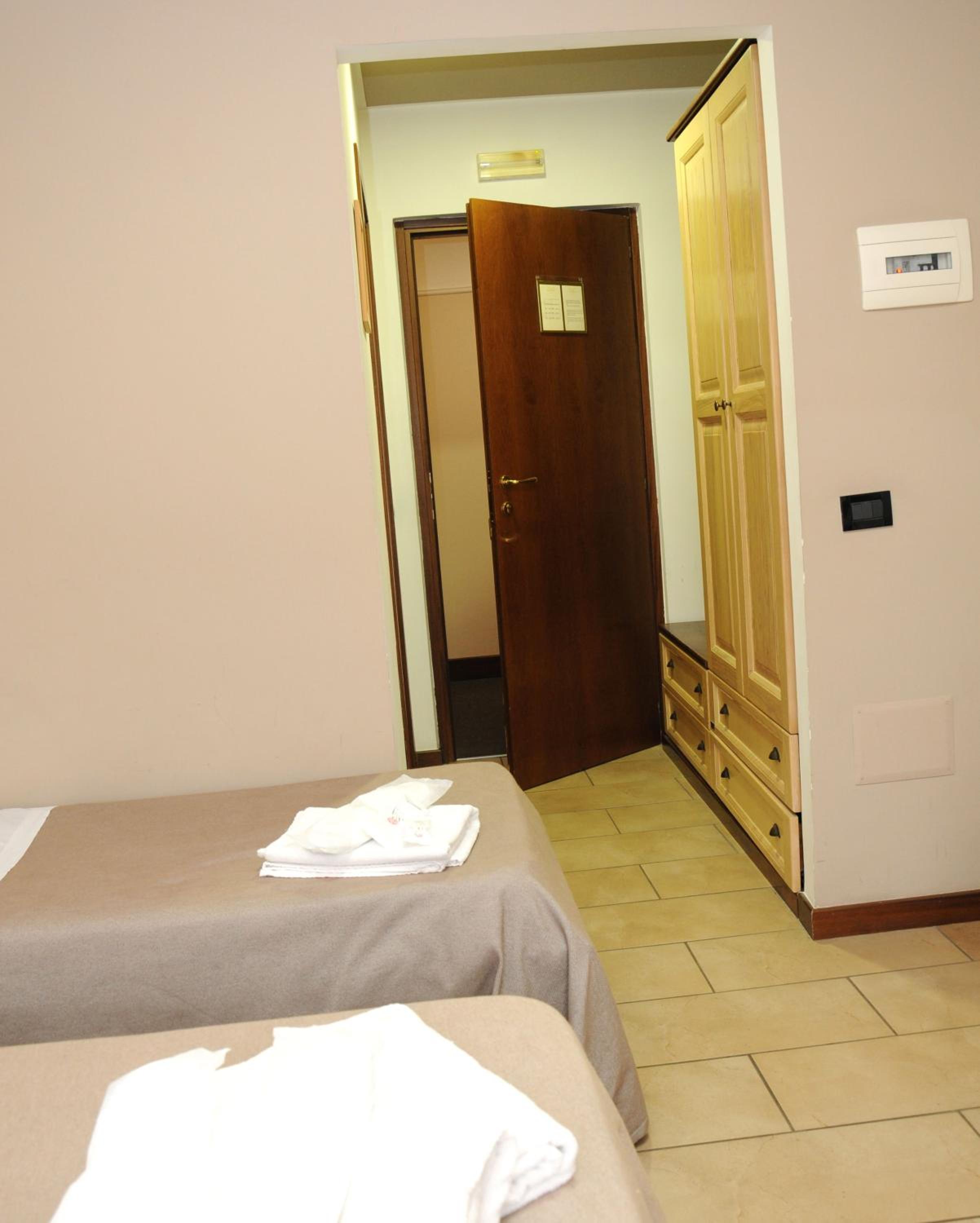 Hotel Fly 20/49