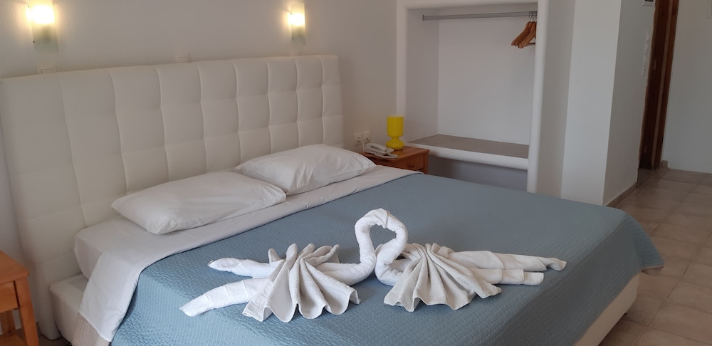 Iliada Hotel Santorini 16/63