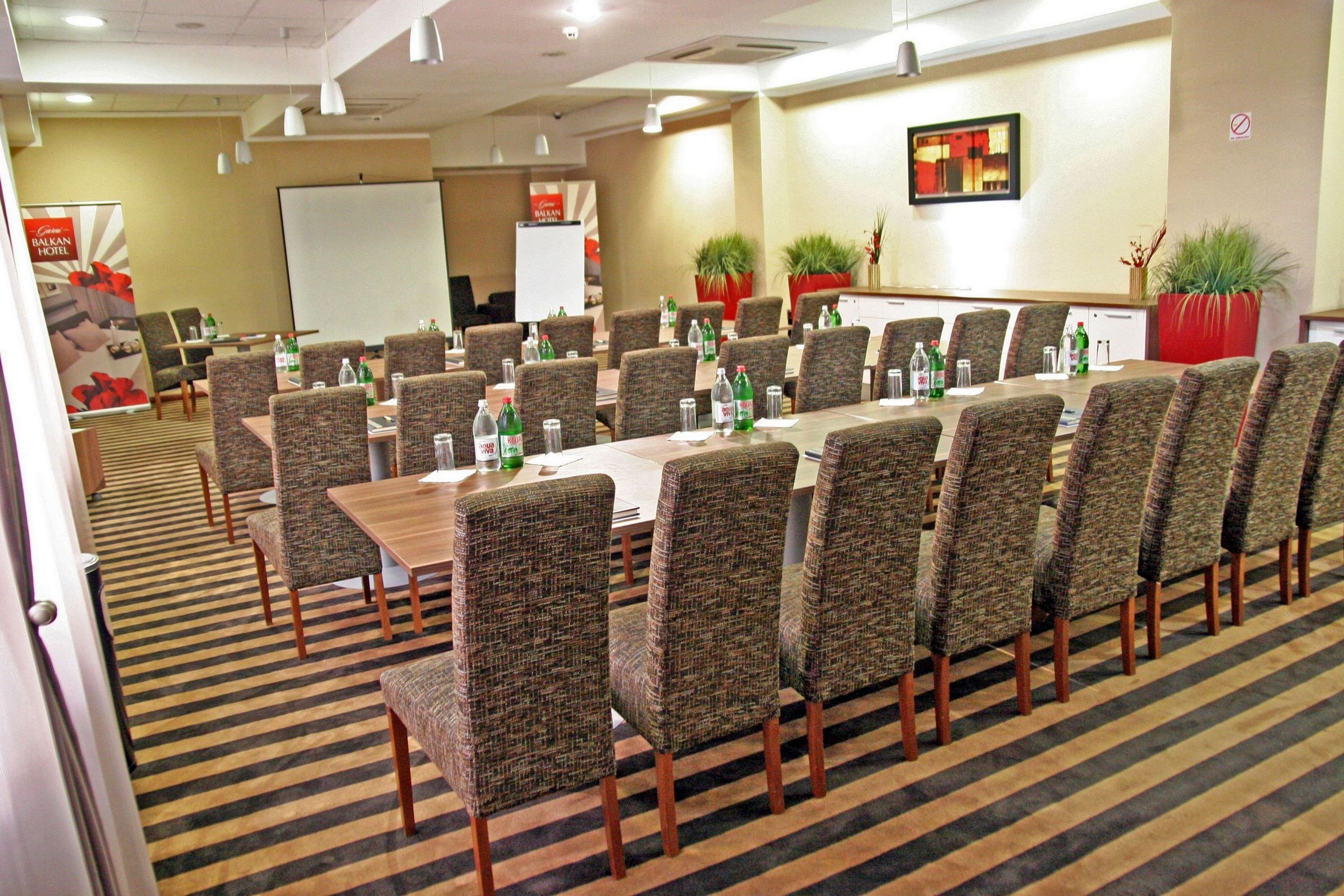 Balkan Garni Hotel 20/24