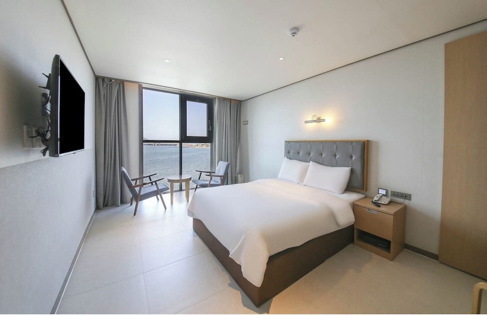 Sunrise Hotel Sungsan 39/62