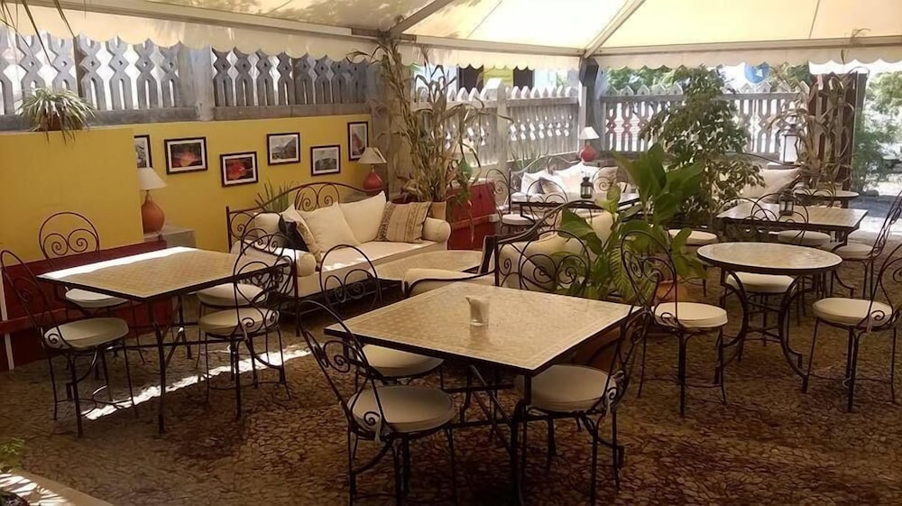 The Colonial Guest House 24/30