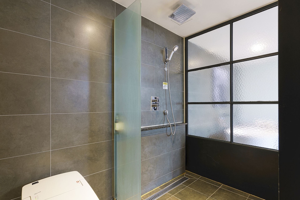 SR Design Hotel 57/60